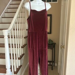 World Market Burgundy Velvet Velour Jumpsuit Pockets Adjustable Straps S/M